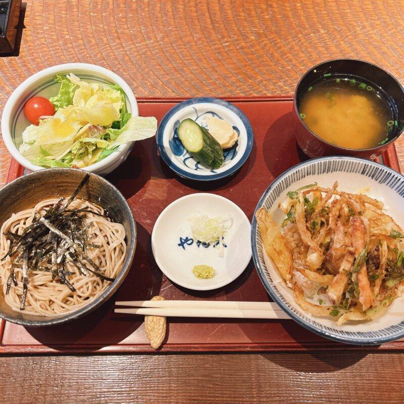 神奈川県元住吉『そば由肆 やぶ久』（そなゆうし やぶきゅう）そば 蕎麦 蕎麦屋 そば屋 おすすめ soba 日刊水と蕎麦 soba-aqua メニュー「本日のおひるごはん かき揚げ丼」