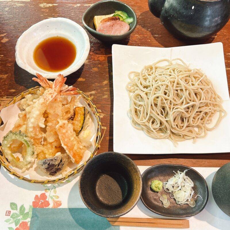 埼玉県日進『蕎麦茶寮 恩寵』（おんちょう）そば 蕎麦 蕎麦屋 そば屋 おすすめ soba 日刊水と蕎麦 soba-aqua メニュー「天もり蕎麦」