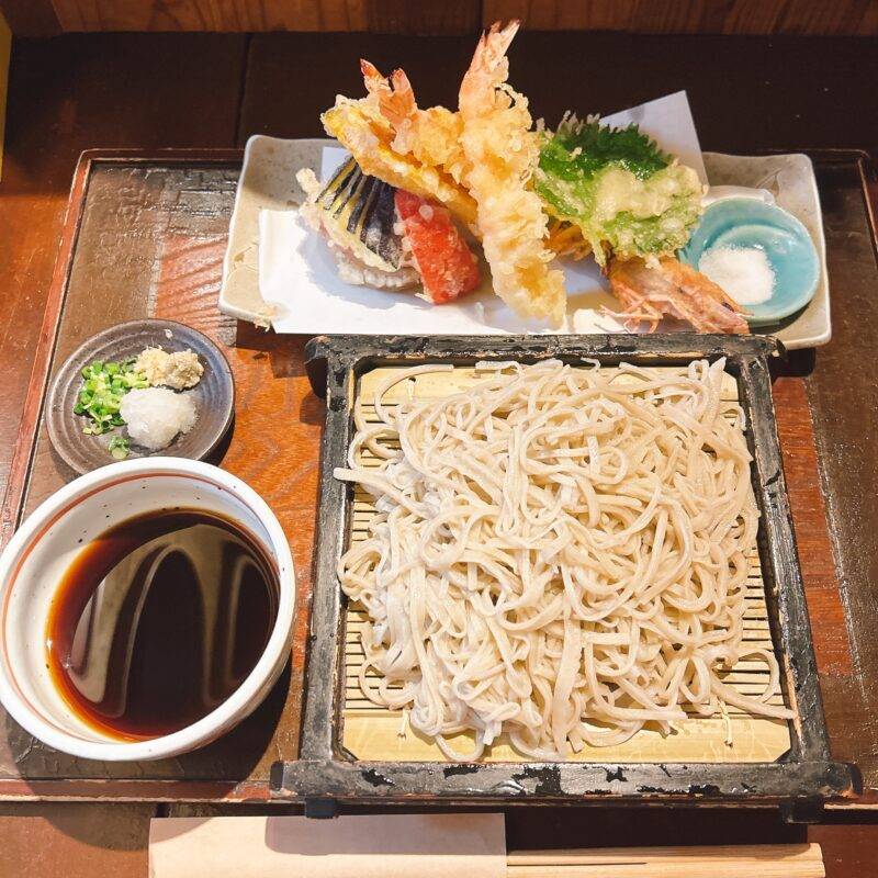 そば 蕎麦 蕎麦屋 そば屋 おすすめ soba 日刊水と蕎麦 soba-aqua メニュー東京都豊島園『手打そば 萬月』（まんげつ）「天せいろ」