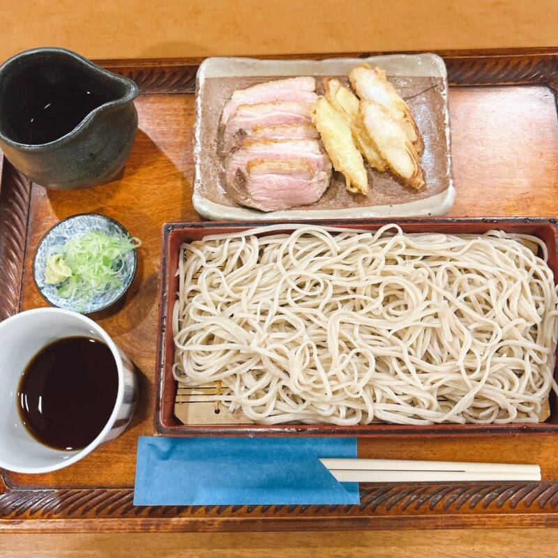 そば 蕎麦 蕎麦屋 そば屋 おすすめ soba 日刊水と蕎麦 soba-aqua メニュー東京都目黒『手打ちそば 小菅』（こすげ）「鴨汁せいろ」