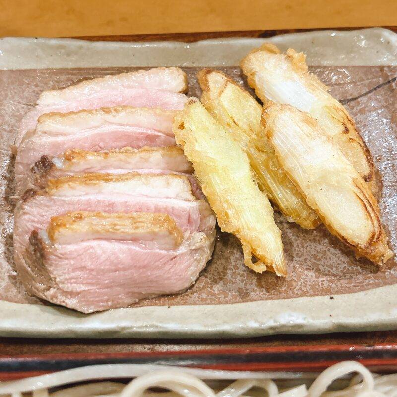 そば 蕎麦 蕎麦屋 そば屋 おすすめ soba 日刊水と蕎麦 soba-aqua メニュー東京都目黒『手打ちそば 小菅』（こすげ）「鴨汁せいろ」