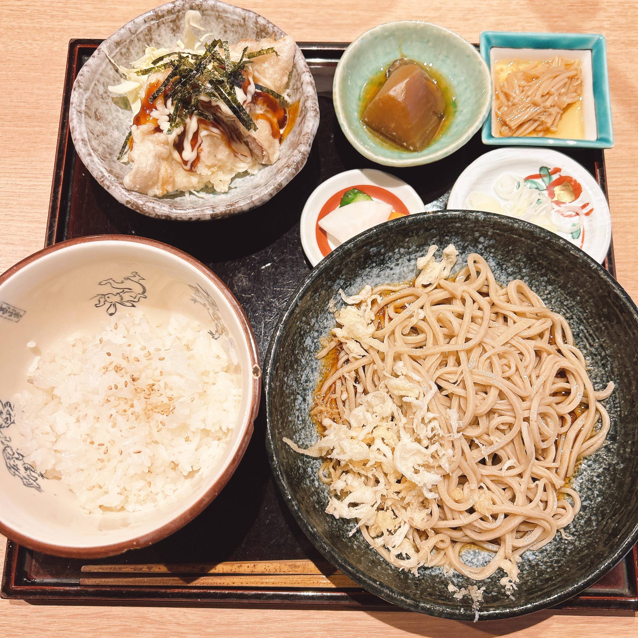 そば 蕎麦 蕎麦屋 そば屋 おすすめ soba 日刊水と蕎麦 soba-aqua メニュー東京都御徒町『手打そば はなみずき』「今週のランチセット たぬきそばとプチ定食」