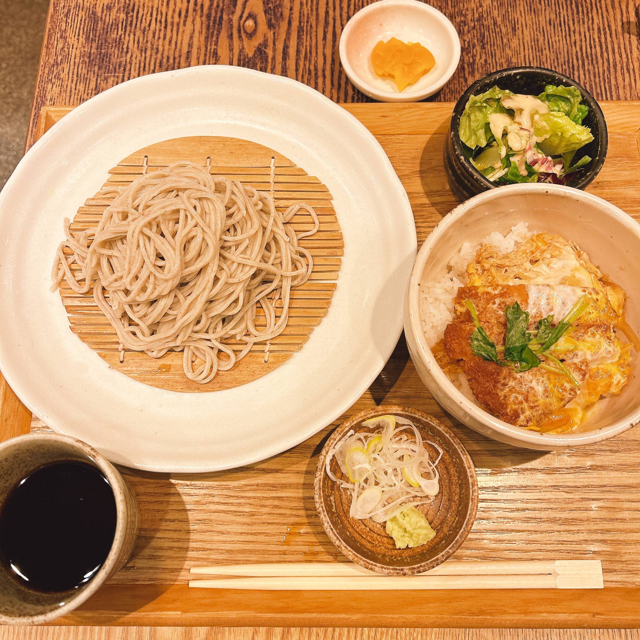 そば 蕎麦 蕎麦屋 そば屋 おすすめ soba 日刊水と蕎麦 soba-aqua メニュー東京都汐留『香灯庵 カレッタ汐留店』（こうとうあん）「おてごろ合わせ膳」