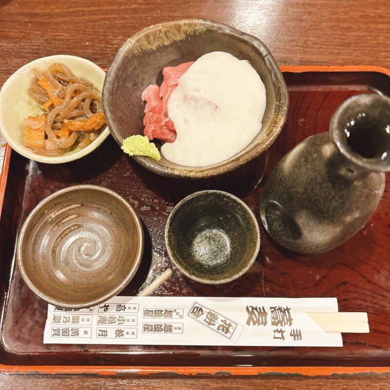 そば 蕎麦 蕎麦屋 そば屋 おすすめ soba 日刊水と蕎麦 soba-aqua メニュー「鴨汁付き 二色そば」「まぐろ山かけ」