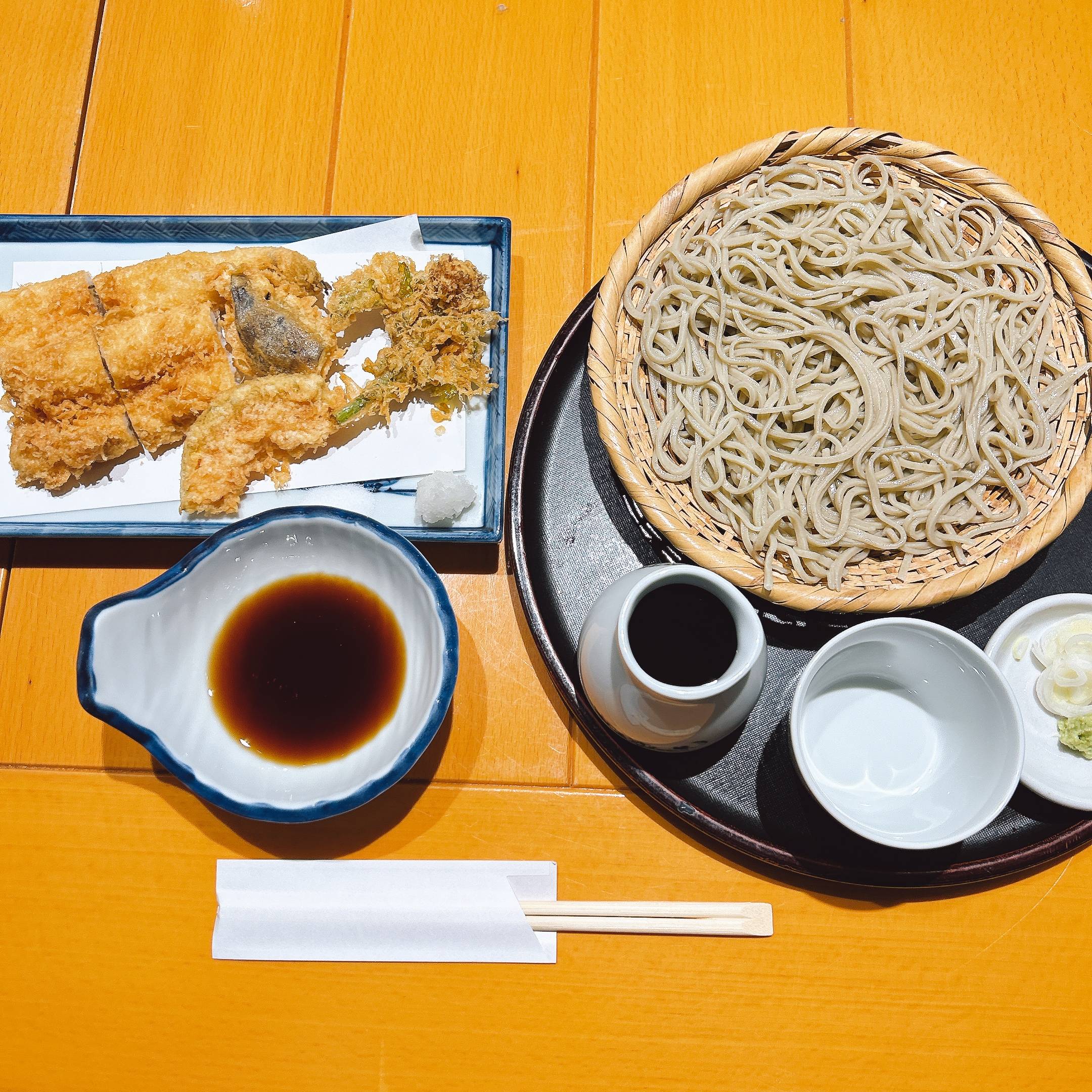 そば 蕎麦 蕎麦屋 そば屋 おすすめ soba 日刊水と蕎麦 soba-aqua メニュー東京都両国『江戸蕎麦手打處 岩ぶち』「穴子天蕎麦もり」
