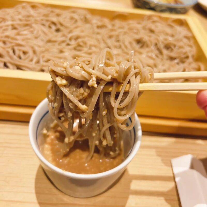 そば 蕎麦 蕎麦屋 そば屋 おすすめ soba 日刊水と蕎麦 soba-aqua メニュー長野県長野『信州雪蔵熟成そば 音菜』(おとな)「おすすめ三種 つゆセット」(くるみつゆ)
