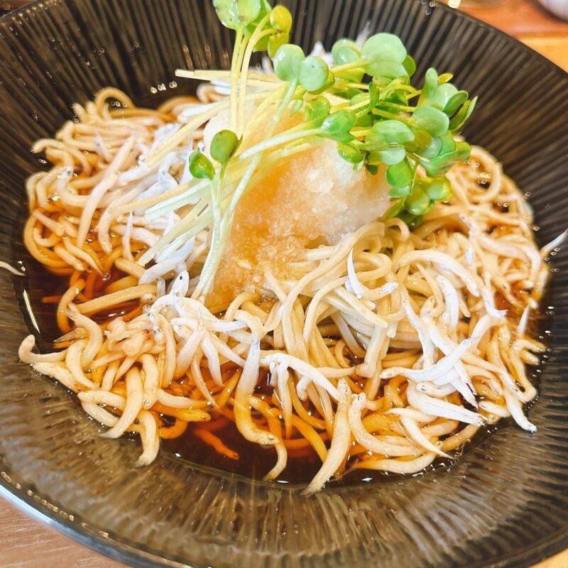 そば 蕎麦 蕎麦屋 そば屋 おすすめ soba 日刊水と蕎麦 soba-aqua メニュー東京都板橋『十音 手打ち十割蕎麦と和食』（といろ）「淡路産釜揚げしらすおろしのぶっかけそば」
