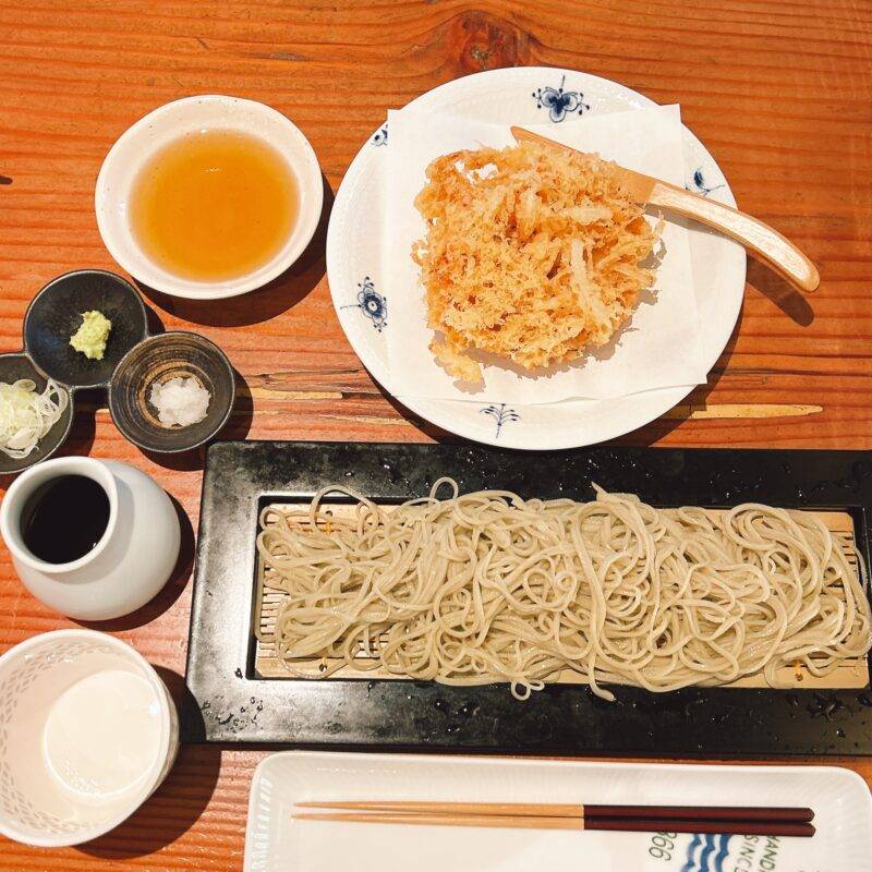 そば 蕎麦 蕎麦屋 そば屋 おすすめ soba 日刊水と蕎麦 soba-aqua メニュー東京都上北沢『蕎麦切り 旗幟』（きし）「生桜海老の天ぷら」