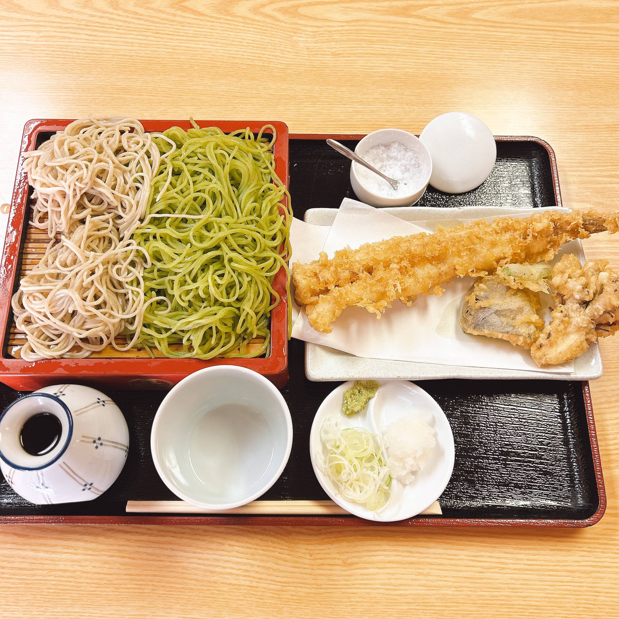 そば 蕎麦 蕎麦屋 そば屋 おすすめ soba 日刊水と蕎麦 soba-aqua メニュー 東京都神保町『神田錦町 更科』「穴子天そば 2色せいろ」