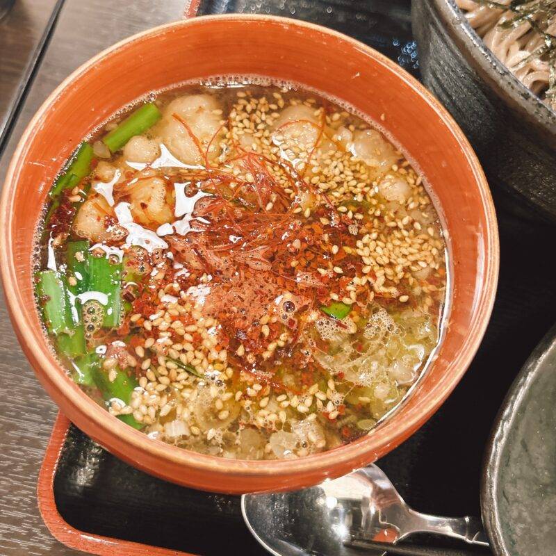 そば 蕎麦 蕎麦屋 そば屋 おすすめ soba 日刊水と蕎麦 soba-aqua メニュー 東京都中野『威神流』(いしんりゅう)「国産辛モツつけ」「ハーフもうやんカレーセット」
